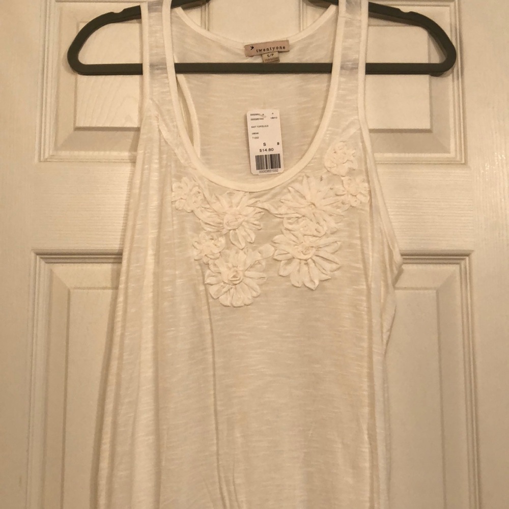 Forever21 tank top. NWT. Size S